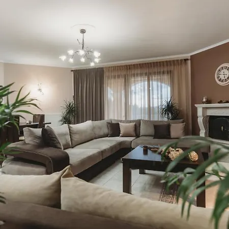 Villa Vezal Villa