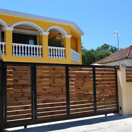 Villa Vezal Villa *